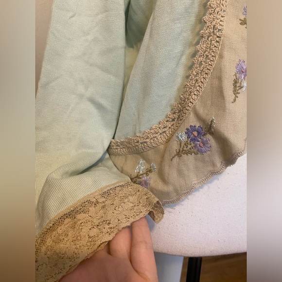 J. Jill Floral Embroidered Beige and Light Blue Women's Sweater - Picture 5 of 10